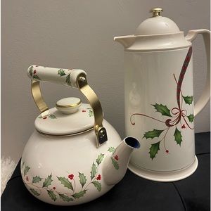 Lenox Christmas theme kettle thermal carafe Holiday Nouveau
